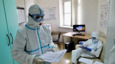 В России за сутки умерли 589 пациентов с коронавирусом