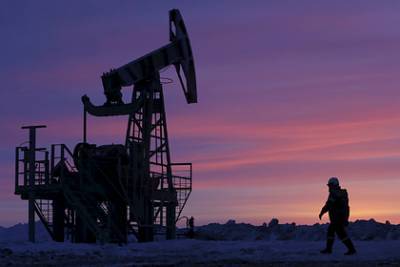 Россия снизила добычу нефти