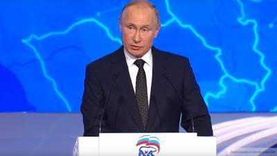 Песков ответил на вопрос о решении Путина возглавить список ЕР на выборах