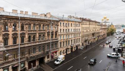 Старо–Невский без тока: "Россети" избавляются от зданий в центре Петербурга