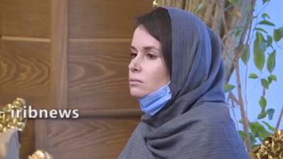 "Прошла гиюр и вышла замуж за Руслана из Мосада": Иран снял видео о "шпионке из сатанинского заговора"