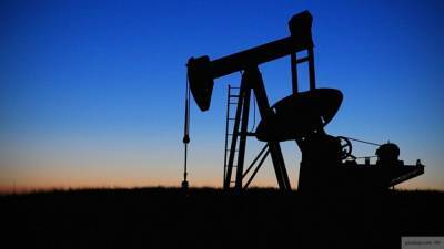 Добыча нефти в России сократилась в ноябре на 11%