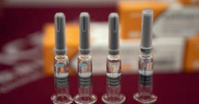 Великобритания начнет первой вакцинацию от коронавируса и к лету вернется к привычной жизни — МОЗ