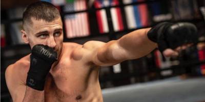 Звездный украинский боксер намекнул на возобновление карьеры