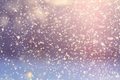 Неожиданный снег в Саратове объяснили расслоением атмосферы