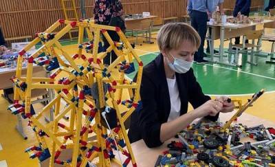 Школьникам Ярковского района помогают определиться с будущей профессией