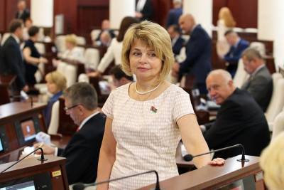 Ирина Луканская: в программе деятельности правительства до 2025 года ставятся приоритетные задачи в области здравоохранения и образования