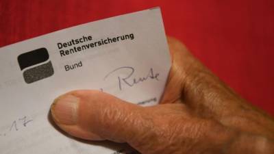 Мини-джоберы в Германии обязаны будут платить пенсионные взносы