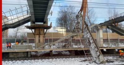 Обрушившийся мост задержал "Сапсан" и 8 электричек в Подмосковье: видео