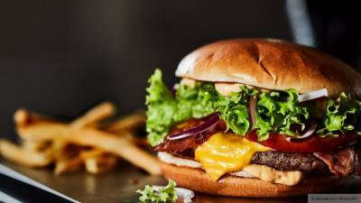 Фанаты McDonald's последний раз насладились легендарными бургерами
