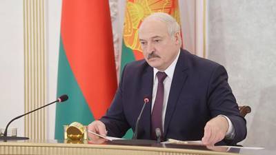 Лукашенко заявил о планах НАТО по захвату западных белорусских земель