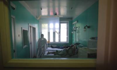 Китайский вирус нанес сокрушительный удар по киевским врачам: счет идет на тысячи