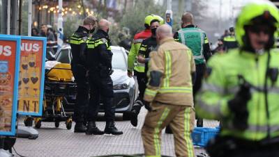 В Гааге мужчина с ножом набросился на прохожих: есть пострадавшие