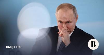Путин поручил начать масштабную вакцинацию от коронавируса