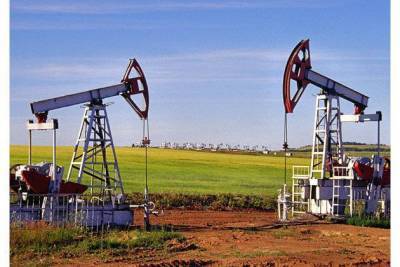 Цена нефти Urals в Европе вернулась на докризисный уровень