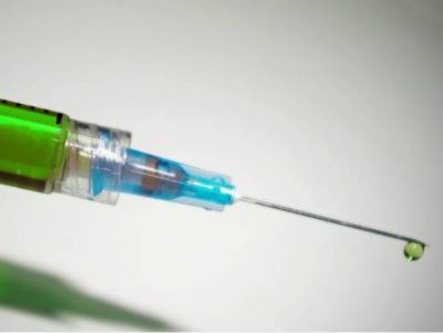 Вакцинировать японцев от COVID будут бесплатно, а «побочки» компенсирует правительство