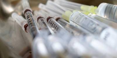 Путин объявил о начале массовой вакцинации от коронавируса в России