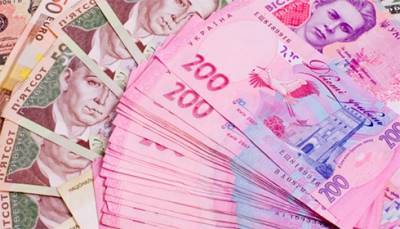 В следующем году минимальная зарплата вырастет дважды, с 1 января - до 6000 гривень