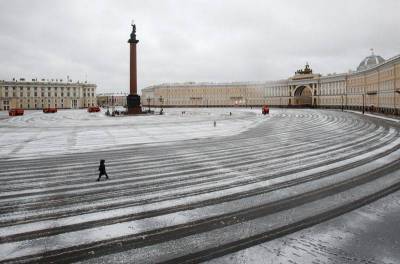 Петербург закроет кафе и рестораны на новогодние праздники