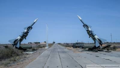 Военный эксперт назвал словоблудием статью Bloomberg о системах ПВО России