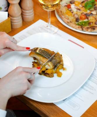 Рецепт дня: филе палтуса с запеченной тыквой, грибами и сливочным соусом