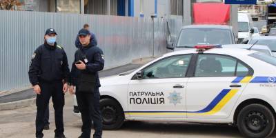 В Киеве мужчина устроил гонки с полицейскими, а потом притворился пассажиром — видео