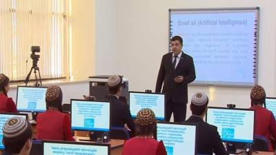 Туркменские депутаты законодательно зарегулируют создание искусственного интеллекта