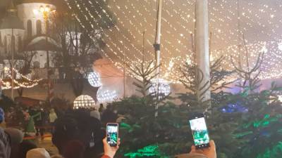 Гирлянда загорелась во время церемонии открытия главной елки Украины