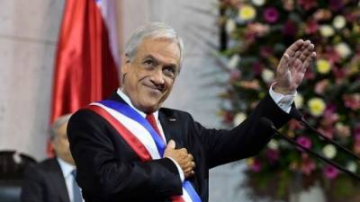 Президент Чили наказал сам себя за нарушение масочного режима