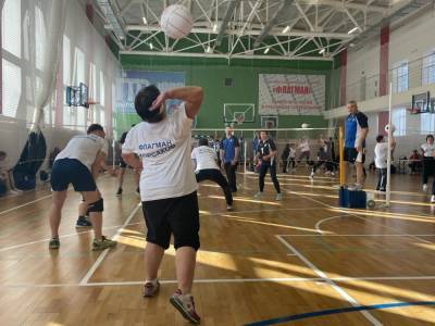 В Корсакове провели соревнования по мини-волейболу