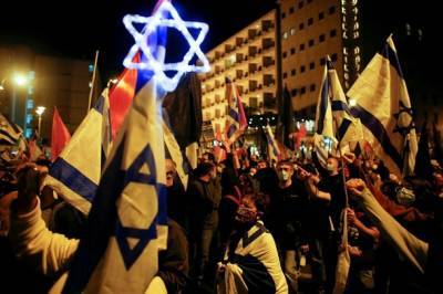 «Ликуд» и «Кахоль Лаван» пытаются договориться о сохранении правительства