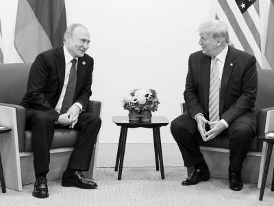 Трамп выгораживает Россию, в Британии усиленный штамм ковида. Главное к 20 декабря