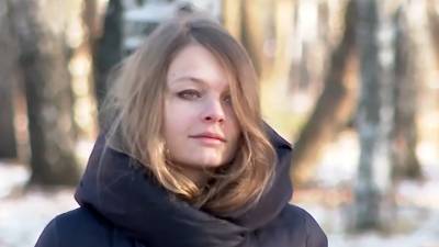 Музыка вдохновения сделала 30-летнюю поэтессу "Золотым пером Руси"