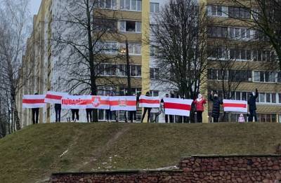 Белорусы вновь выходят на воскресные марши во дворах и районах