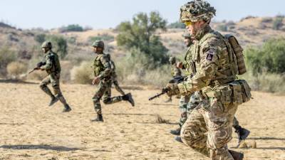 Британия намерена сэкономить бюджетные средства за счет сокращения армии