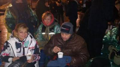 Дозор SaveФОП продолжает ночевать на Майдане