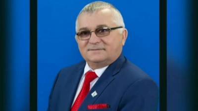«Очень горько и скорбно»: в Башкирии от коронавируса умер заслуженный учитель и директор гимназии