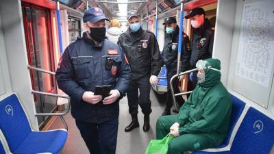 В Москве приставы начали взыскивать штрафы с нарушителей ограничений