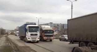 Дальнобойщики раскритиковали власти Волгоградской области за невнимание к их проблемам