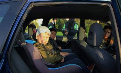 Как обезопасить ребенка в машине? Инструкции и рекомендации специалиста