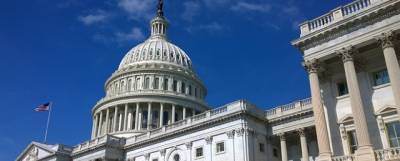 Сенат США согласовал новый пакет помощи из-за COVID-19