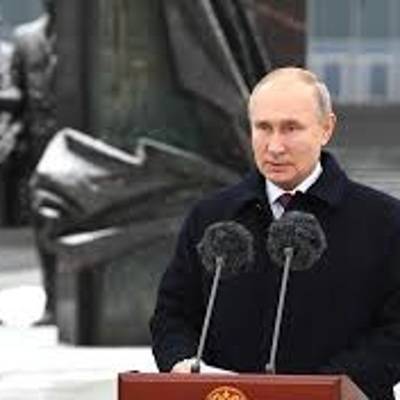 Владимир Путин поздравил сотрудников органов безопасности с профессиональным праздником