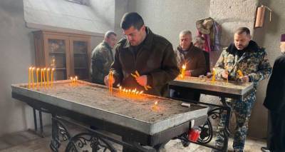 Особенно за пропавших без вести: глава Карабаха помолился в Амарасе