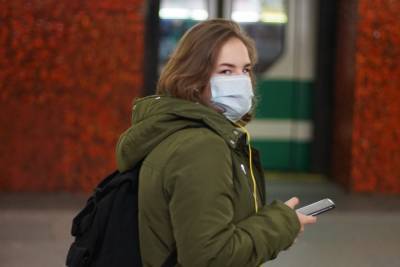 Ученые объяснили, почему маски не могут остановить коронавирус