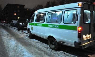 Приставы Москвы начали взыскивать штрафы за нарушения режима самоизоляции