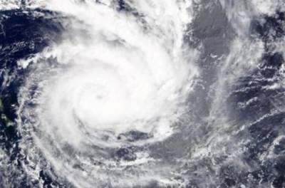 Ураган полностью уничтожил остров в Тихом океане. ВИДЕО