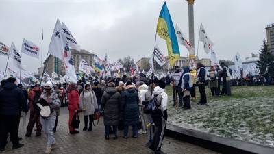 Зеленский не справляется с бунтами предпринимателей на Украине