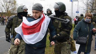 Около 100 человек задержали в Минске из-за участия в протестах