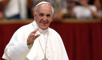 Лучше помогите нуждающимся, – Папа Римский осудил потребительское отношение к Рождеству