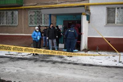 В Славянске обнаружили три трупа: убили целую семью